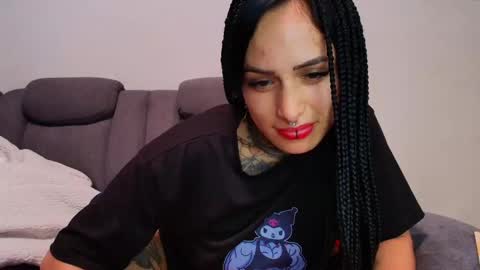Snapshot of tinnadawson chatting on March 2025 07:28:02 PM I AM BELLA ----------- follow my IG TINNS 69 online show from March 2025 07:28:02 PM