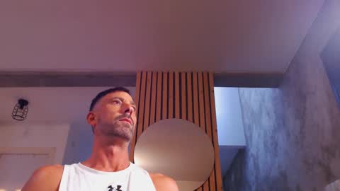 Snapshot of tinoclandestino chatting on January 2025 04:46:02 PM tinoclandestino online show from January 2025 04:46:02 PM