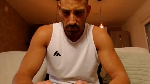 tinoclandestino online show from February 2026 10:41:02 AM