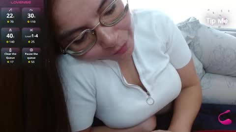 Tiny Caroline online show from April 2026 09:07:02 PM