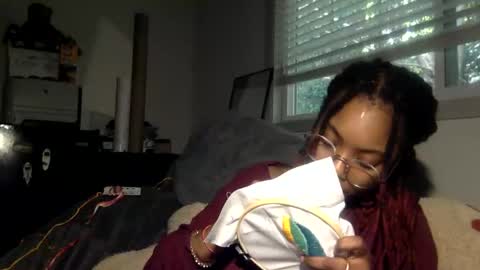 Snapshot of tiny_cupcake2 chatting on October 2025 07:03:02 PM cupcake online show from October 2025 07:03:02 PM