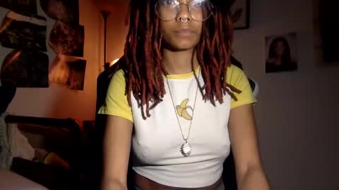 Snapshot of tiny_cupcake2 chatting on January 2026 02:38:01 AM cupcake online show from January 2026 02:38:01 AM