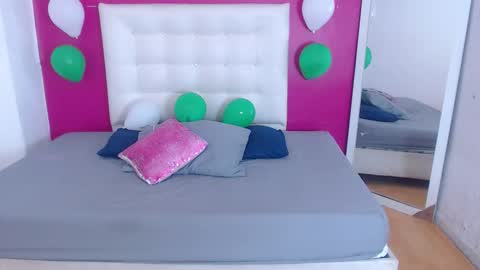 tiny_whore18 online show from March 2026 05:51:01 PM