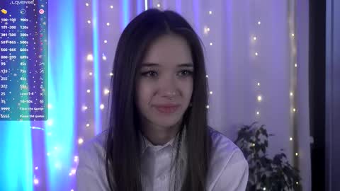 Snapshot of tinyanie chatting on January 2026 06:29:02 AM Annie online show from January 2026 06:29:02 AM