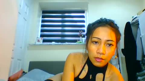 Tinyasian911718 sweetinyasian instagram online show from January 2025 12:26:01 PM