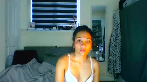 Tinyasian911718 sweetinyasian instagram online show from February 2025 02:00:02 PM