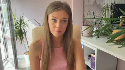Mona online show from May 2026 11:06:01 AM