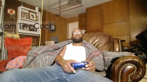 tinycock_1979 online show from November 2025 11:53:02 AM