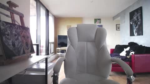 stage Kylie Sinner  brand CLITBAIT online show from October 2025 07:26:02 PM