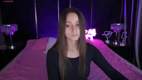 Snapshot of tinynataliee chatting on December 2025 03:51:01 PM tinynataliee online show from December 2025 03:51:01 PM