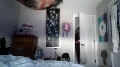 Snapshot of tinytittiexx chatting on February 2026 05:52:01 PM tinytittiexx online show from February 2026 05:52:01 PM