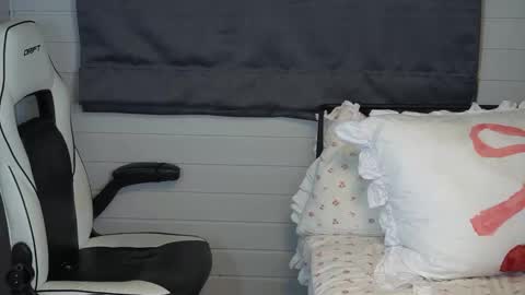 Snapshot of tinyxstar chatting on October 2025 07:09:02 PM Lili online show from October 2025 07:09:02 PM