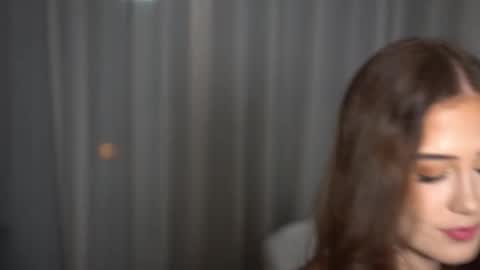 Snapshot of tinyxstar chatting on November 2025 06:19:01 PM Lili online show from November 2025 06:19:01 PM