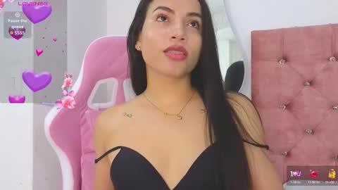 Tiphani Walker online show from March 2026 11:27:01 AM