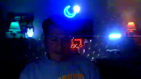 TK online show from December 2025 04:52:01 AM