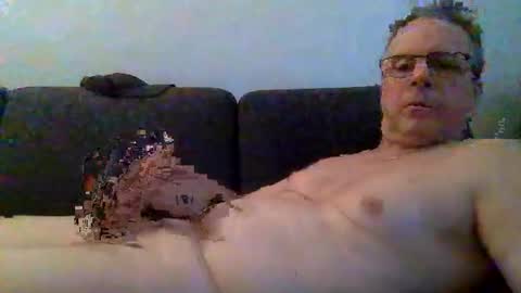 Snapshot of tmichael66 chatting on February 2025 07:10:01 AM Tmichael online show from February 2025 07:10:01 AM