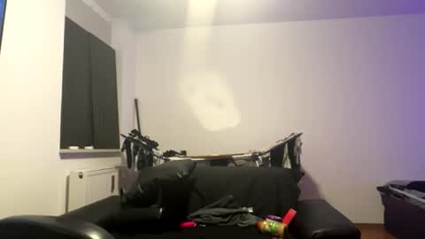 Tobias online show from April 2026 01:56:01 AM