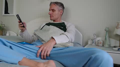 Daniel Bisexual uncut 20cm online show from January 2025 08:03:02 AM