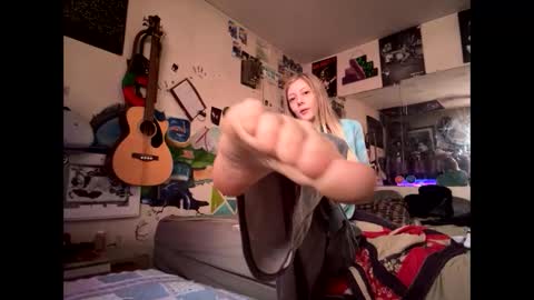 tohottohandletocoldtohold online show from February 2026 04:49:01 PM