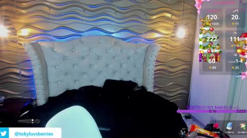 toky         online show from December 2024 10:40:02 PM