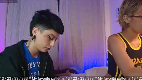 Snapshot of tokyo_blues chatting on October 2025 09:52:02 AM  Halsey  Sofii  online show from October 2025 09:52:02 AM