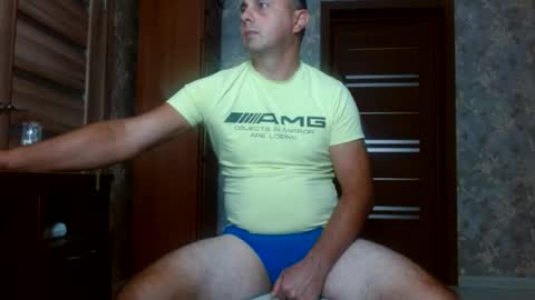 Snapshot of tolianuch chatting on August 2026 10:20:01 AM Huligan online show from August 2026 10:20:01 AM