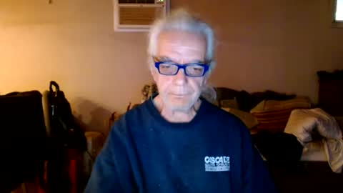 tom112292014 online show from December 2024 01:38:02 PM