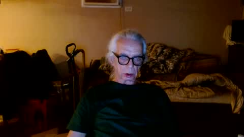 tom112292014 online show from October 2025 02:42:02 AM