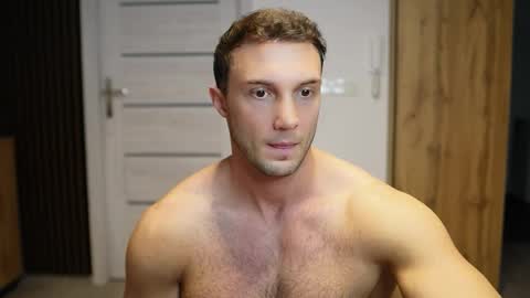 Snapshot of tom_fordd chatting on September 2025 09:30:01 AM Tom online show from September 2025 09:30:01 AM