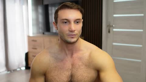 Snapshot of tom_fordd chatting on September 2025 07:02:02 AM Tom online show from September 2025 07:02:02 AM