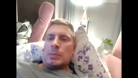 tom_horny84 online show from December 2024 12:12:01 AM