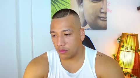 Tom muscle1 online show from December 2024 12:38:01 PM