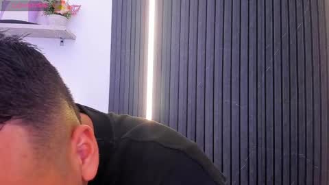 Snapshot of tom_muscle1 chatting on September 2025 11:59:02 AM Tom muscle1 online show from September 2025 11:59:02 AM