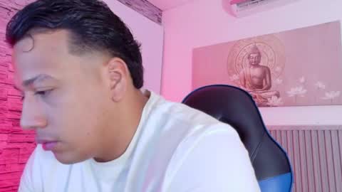 Tom muscle1 online show from February 2026 11:53:01 AM