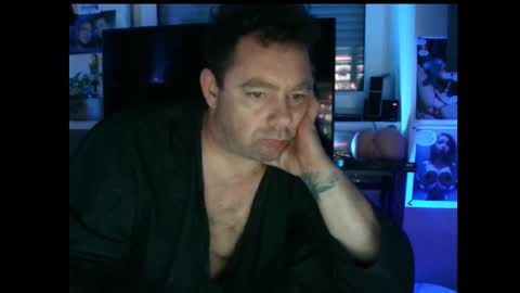 tomame_ online show from January 2025 01:11:01 AM