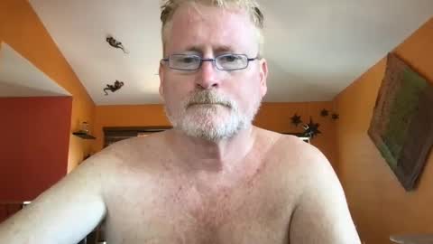 Snapshot of tomascausa chatting on September 2025 06:11:02 PM Hola online show from September 2025 06:11:02 PM