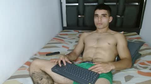 tomaz_18 online show from March 2026 07:20:02 PM