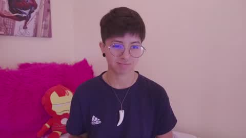 Snapshot of tomboy_tommy chatting on August 2026 02:11:01 AM Tommy online show from August 2026 02:11:01 AM