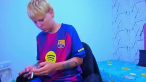 tomboygirl69 online show from May 2026 05:43:01 PM