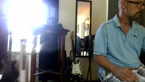 sirmuggsalot online show from May 2026 09:42:01 PM
