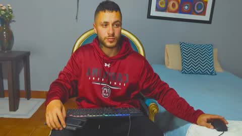 tomDavisXl online show from February 2026 03:35:02 AM