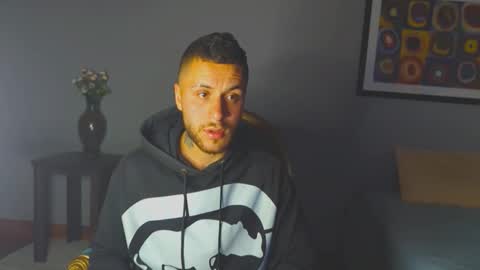 tomDavisXl online show from February 2026 02:52:01 AM