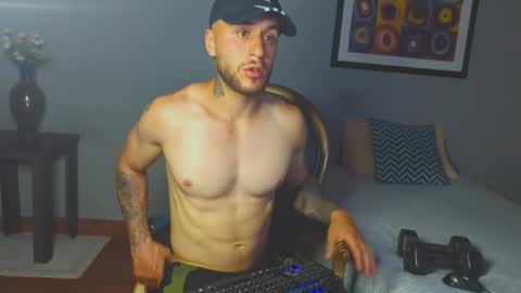 tomDavisXl online show from February 2026 03:18:02 AM