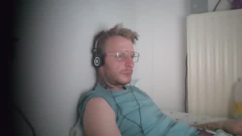 tomekwrona23 online show from May 2026 04:56:02 PM