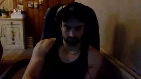 Snapshot of tomf1982 chatting on December 2024 01:28:01 PM tomf1982 online show from December 2024 01:28:01 PM