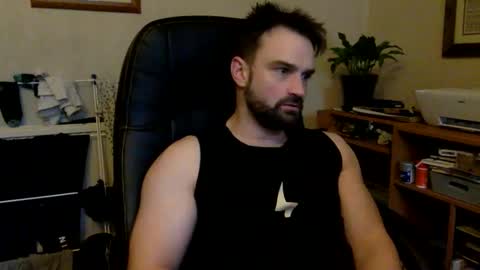 Snapshot of tomf1982 chatting on March 2026 01:06:02 PM tomf1982 online show from March 2026 01:06:02 PM