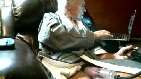 Tom online show from January 2026 01:57:01 PM