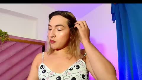   online show from October 2025 01:01:02 PM