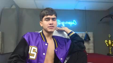 Tommy  online show from February 2025 10:15:02 AM