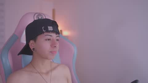 Blue  online show from November 2025 12:27:02 PM